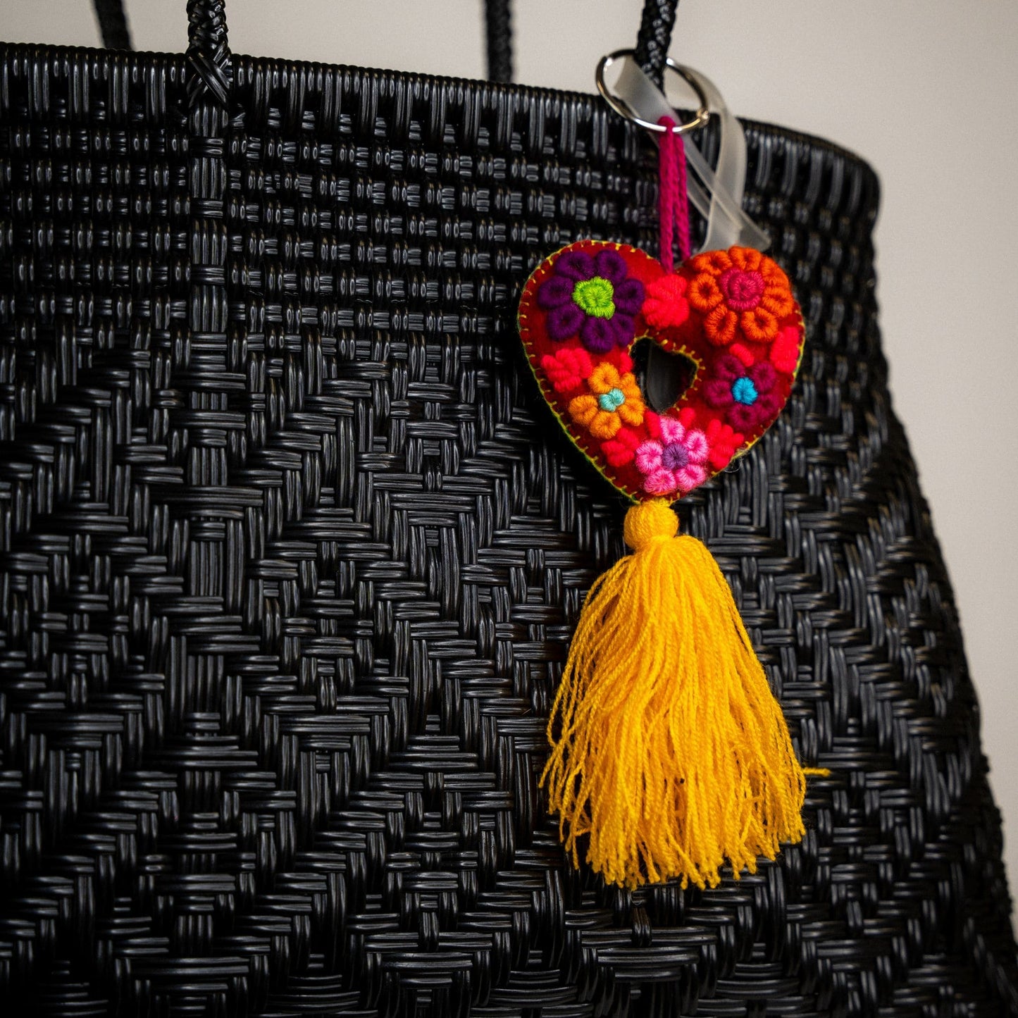 GRIGRI COEUR DONUT ET POMPOM