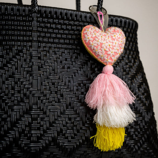 GRIGRI GROS COEUR ET POMPOMS