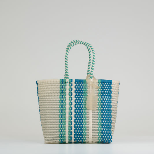 Panier Multi en taille small bleu sur fond blanc 
