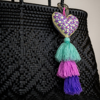 GRIGRI GROS COEUR ET POMPOMS